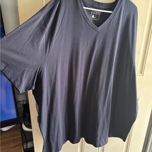 STYLUS Men's Dark Blue V-Neck Tee